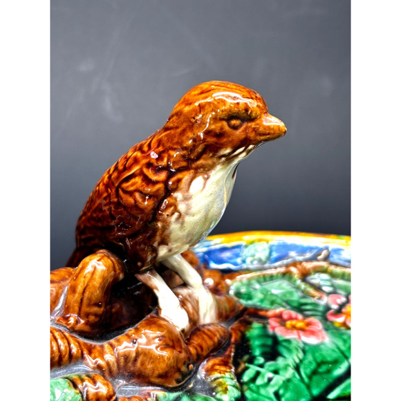 Majolica Pottery Plate Dish with Bird, Bright Colors, Heavy, Unmarked - Picture 6 of 16